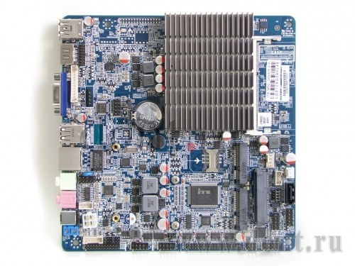  MINITOSTAR ITX-M50-D6 (J1900, 1xSODIMM, 2xSATA)